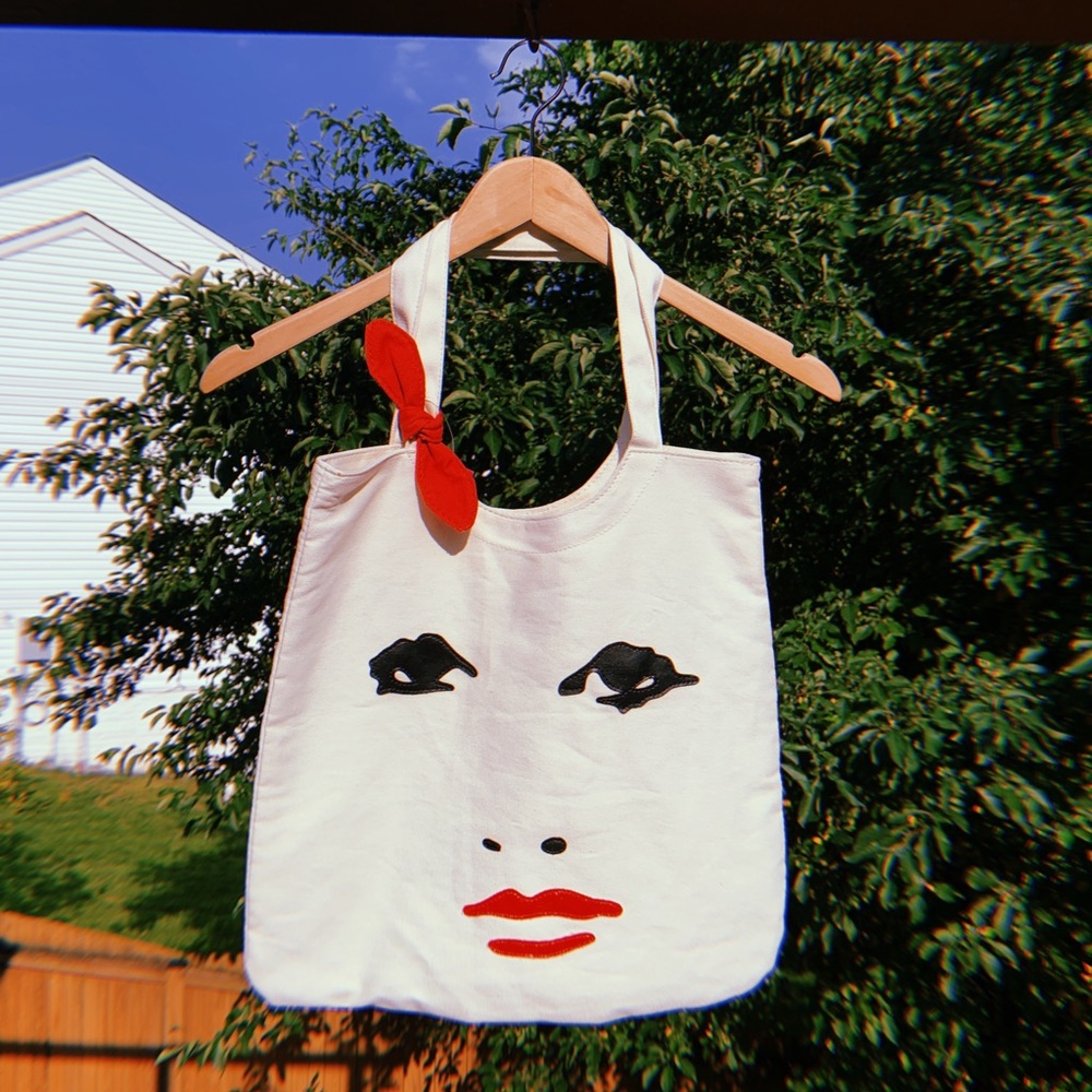 Face Tote